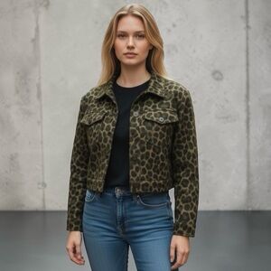 Etiquette Boutique Leopard Print Green‎ Black Tan Cropped Jacket